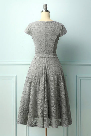 Vestido Midi de Renda Cinza